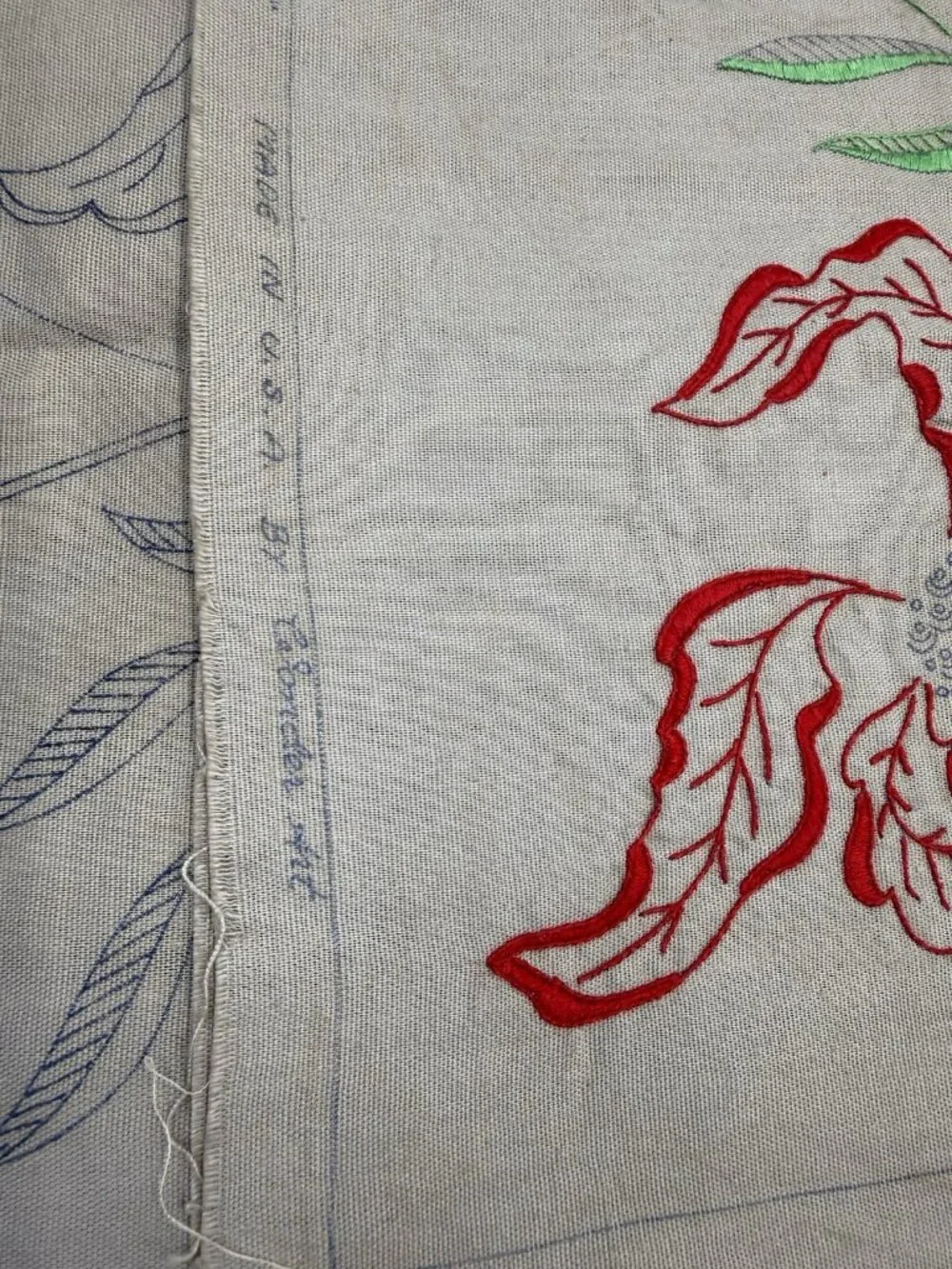 Set If 2 Vintage Embroidery WonderArt Dresser Table Scarf Runners “Poinsettias”